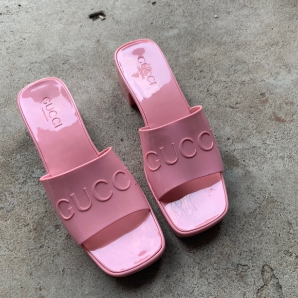 Gucci Shoes - Gucci slide jelly sandals